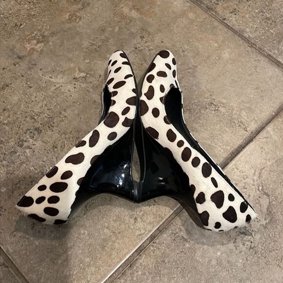 Kelsi Dagger Adore Leather Cowhide Sculpted Wedge Heel Pumps Shoes Womens 7.5M - Picture 9 of 12